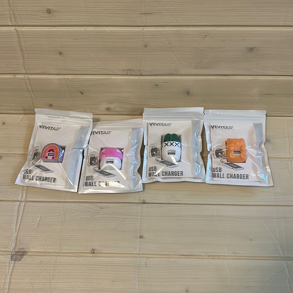 Vivitar bundle 4pcs cute USB WALL chargers NWT - Picture 1 of 5
